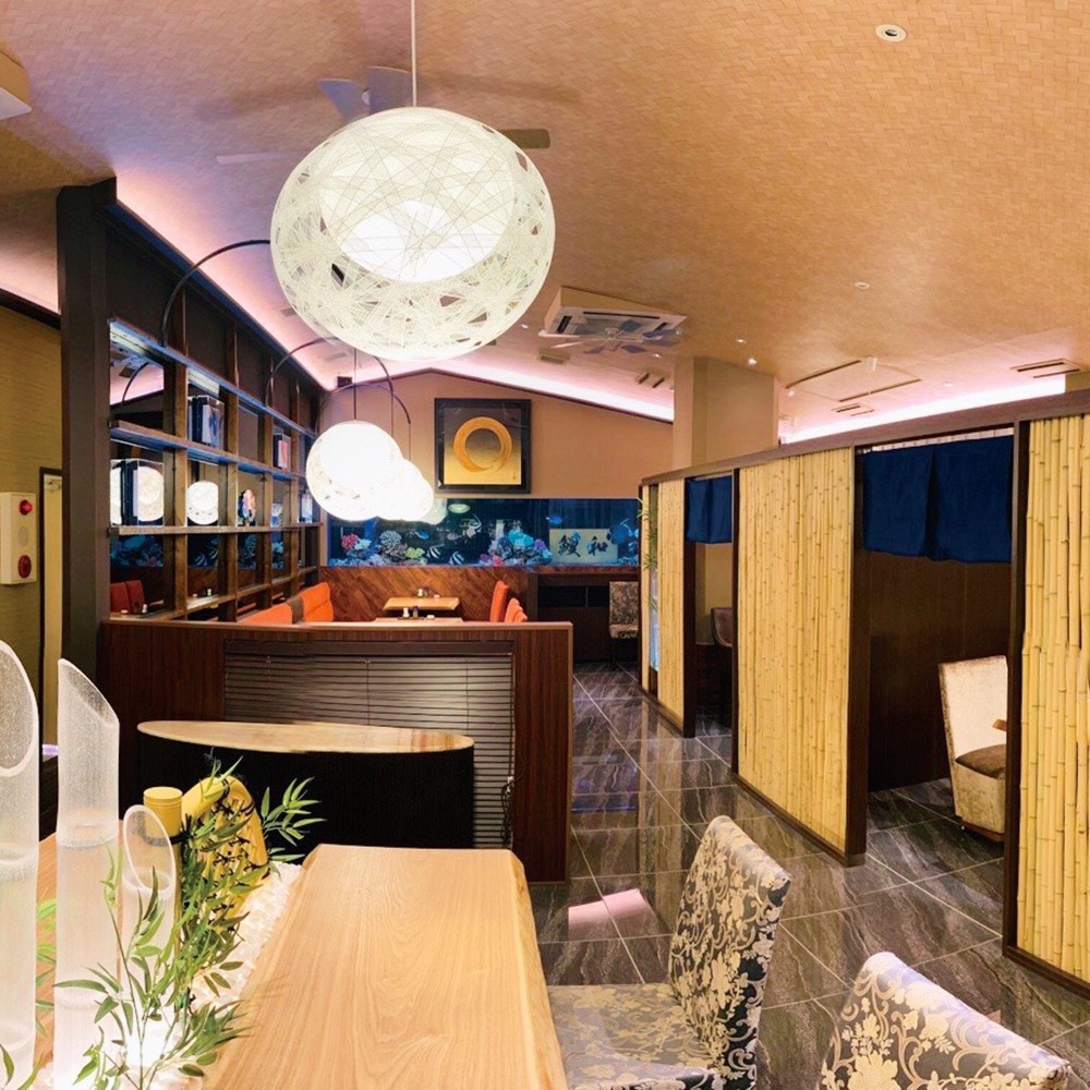 Unawa Tsurumai — Interior 1